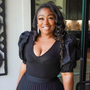 Meet your Posher, Andrea